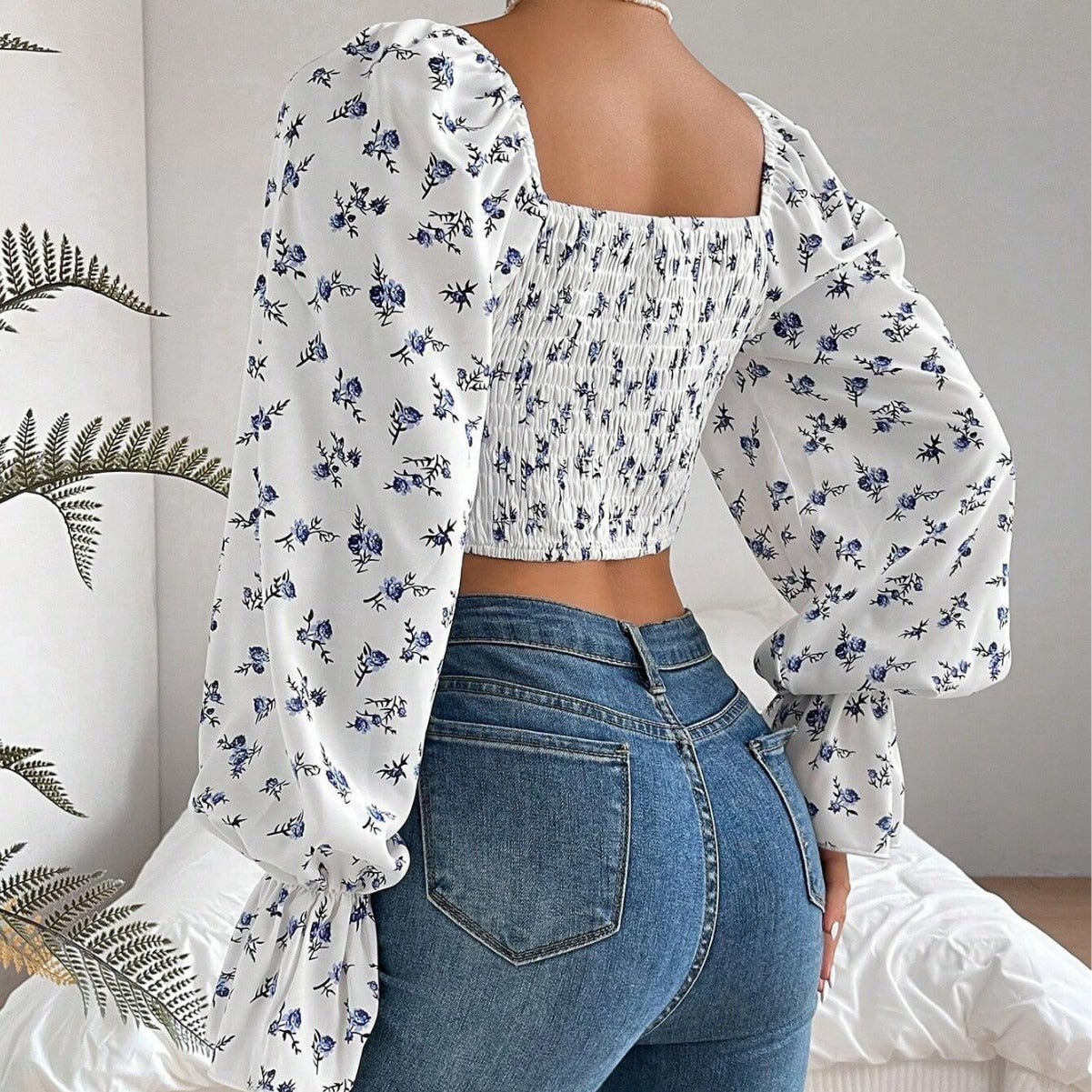 Sexy Square Neckline Short Top Shirts for Women