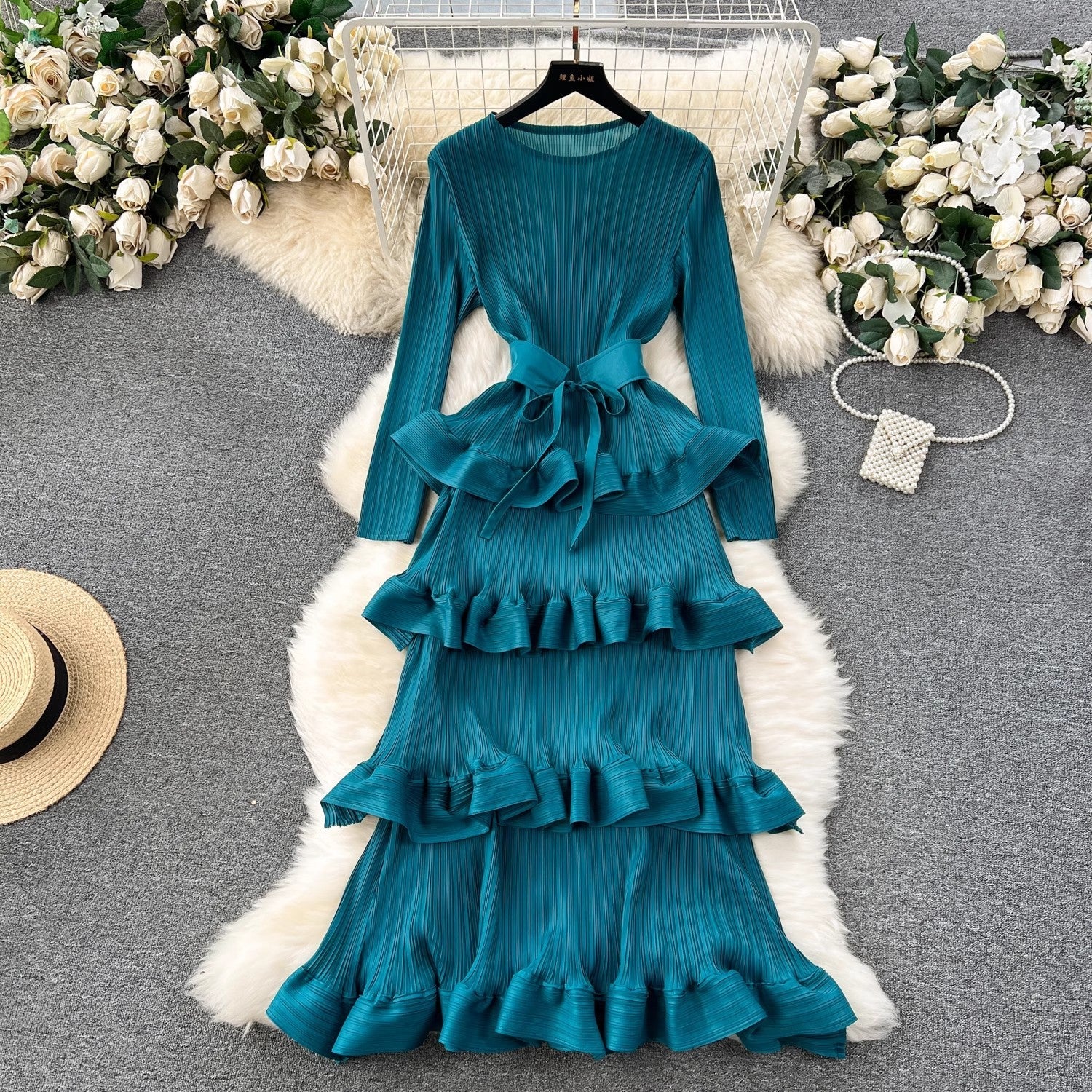 Elegant Luxury Tiered Ruffle Maxi Dress – High-End Minimalist Designer Evening Gown
