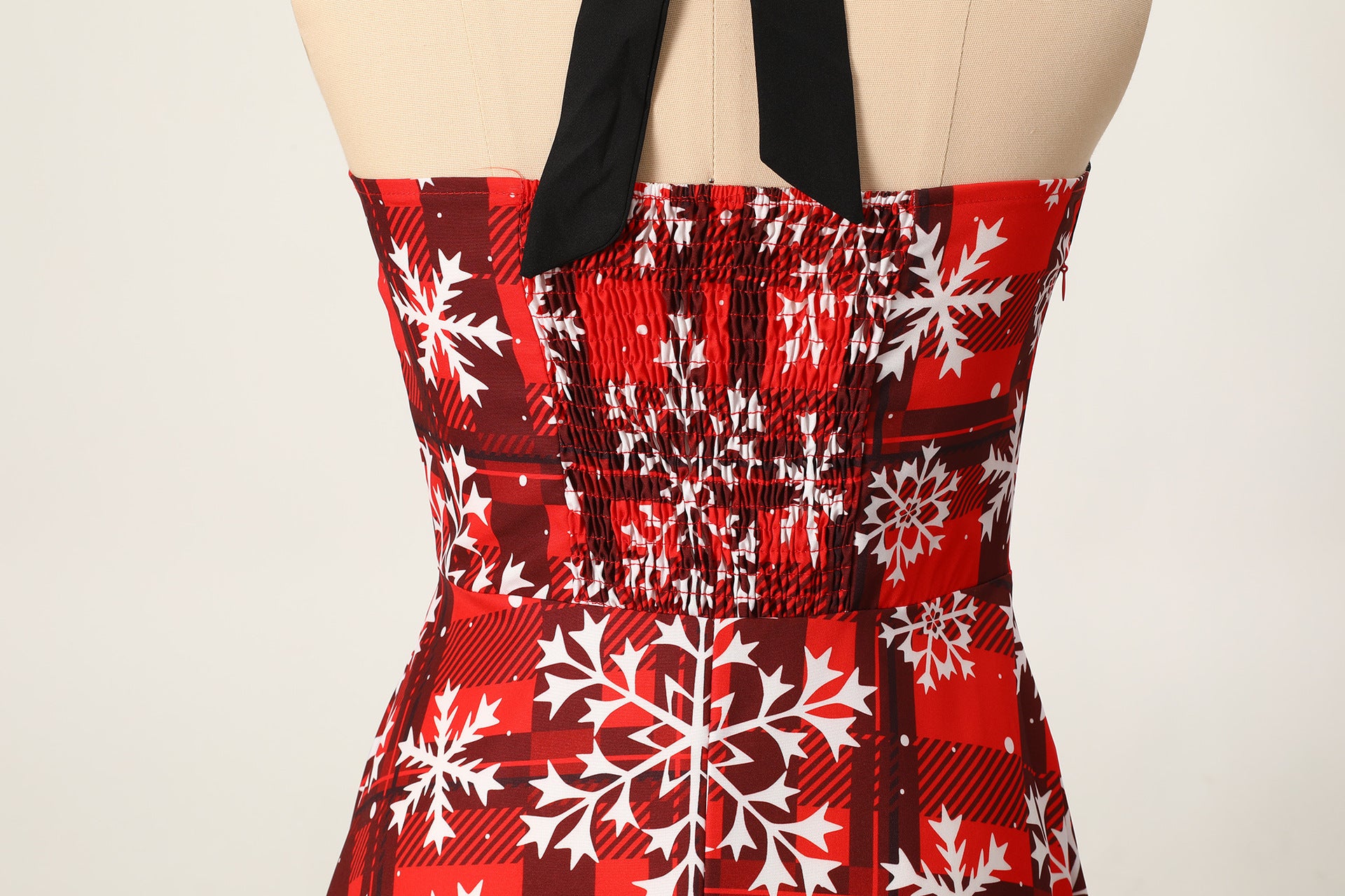 Elegant Audrey Hepburn-Inspired Vintage Dress