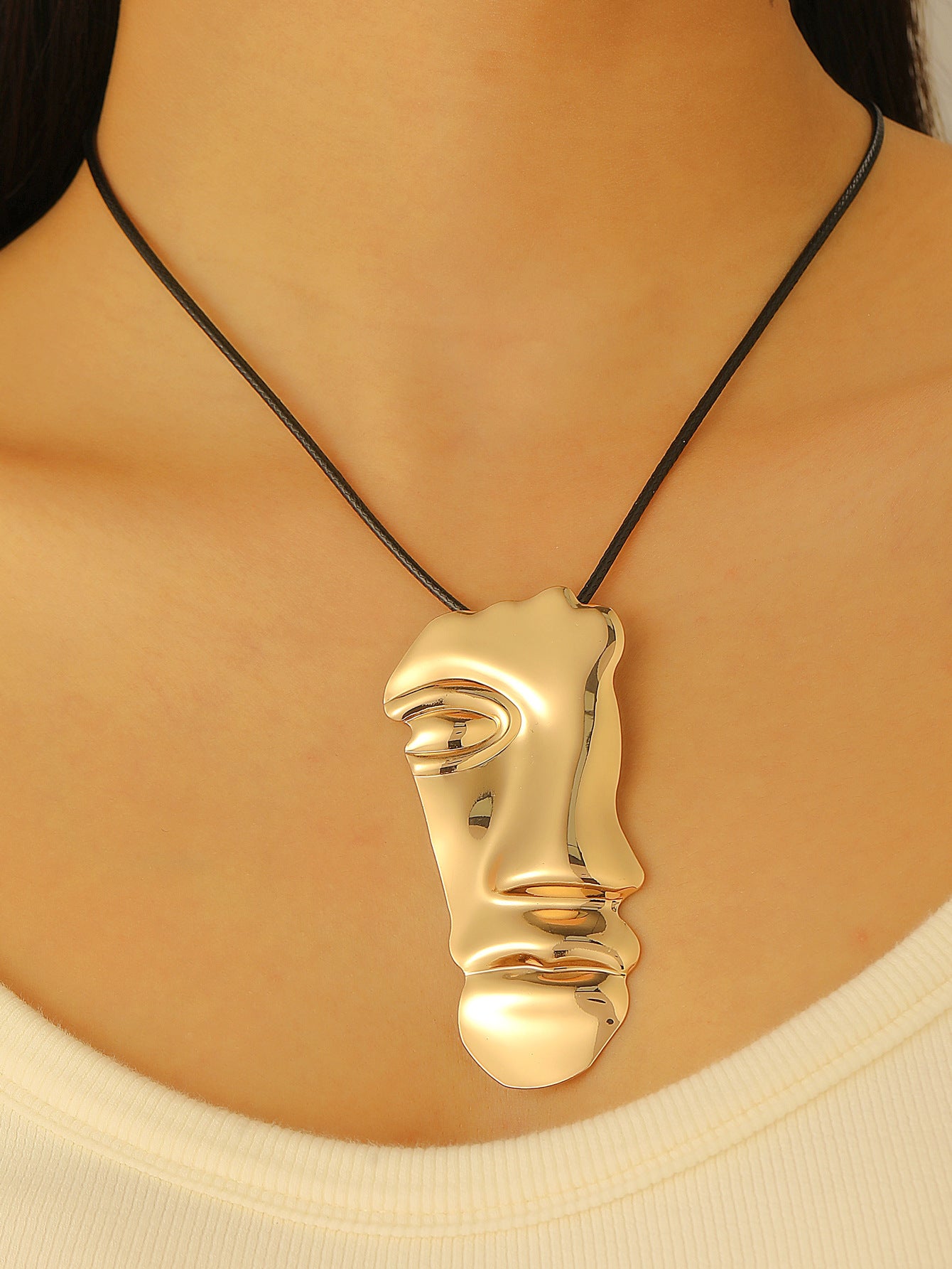 Dramatic Human Face Jewelry Set for Women