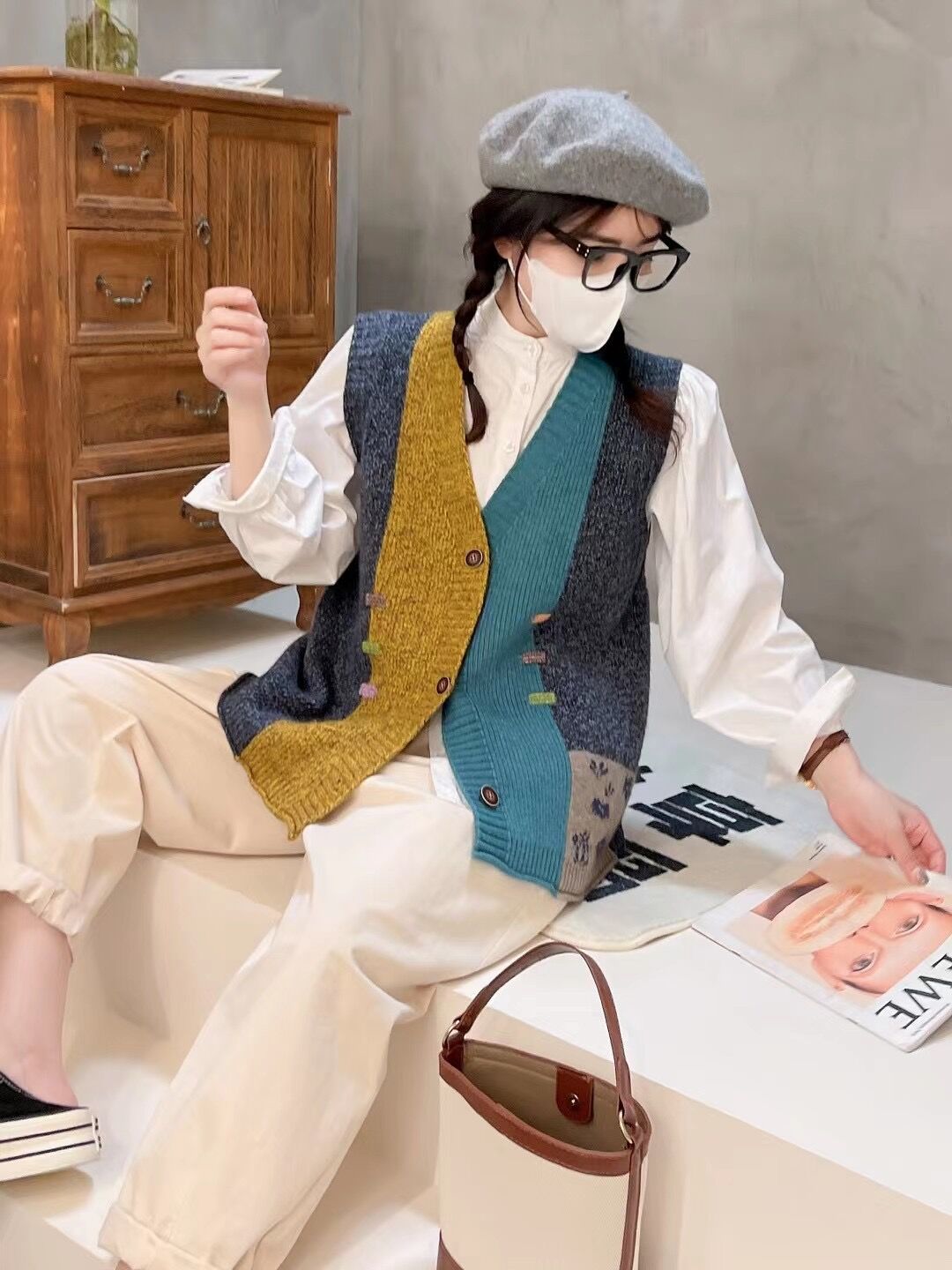 Designed Vintage V Neck Wool Knitted Vest Tops