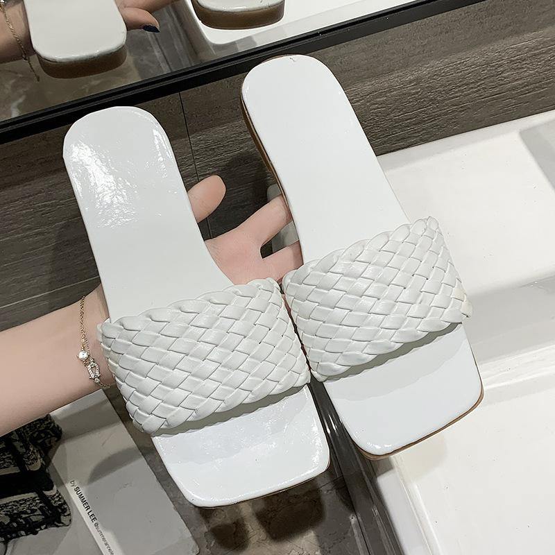 Large-size Woven Flat-bottomed Casual Beach Slippers-STYLEGOING