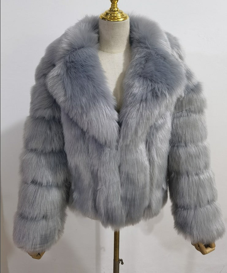 Fashion Artificial Fur Winter Short Coats for Women