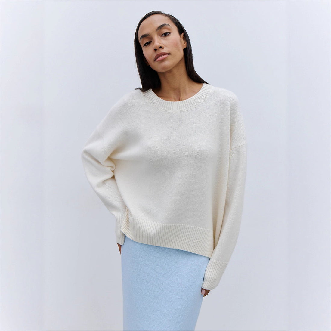 Women's Oversized Round Neck Long Sleeve Sweater