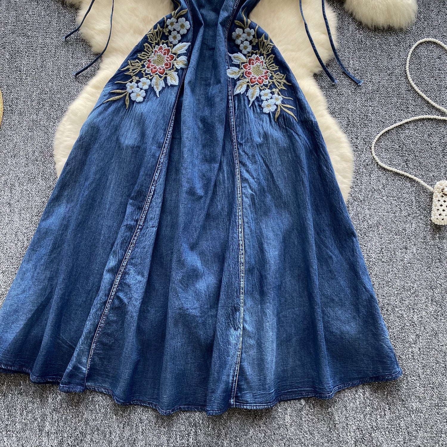 Retro Elegant Embroidery Women's Denim Dress