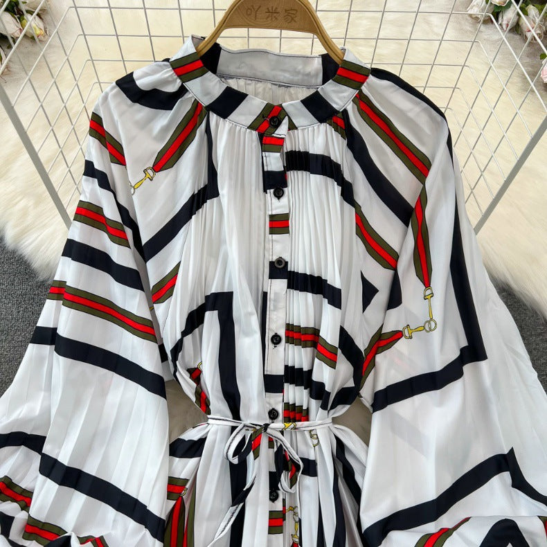 Retro Palace Style Lantern Sleeve Round Neck A-Line Floral Print Button-Down Waist Dress