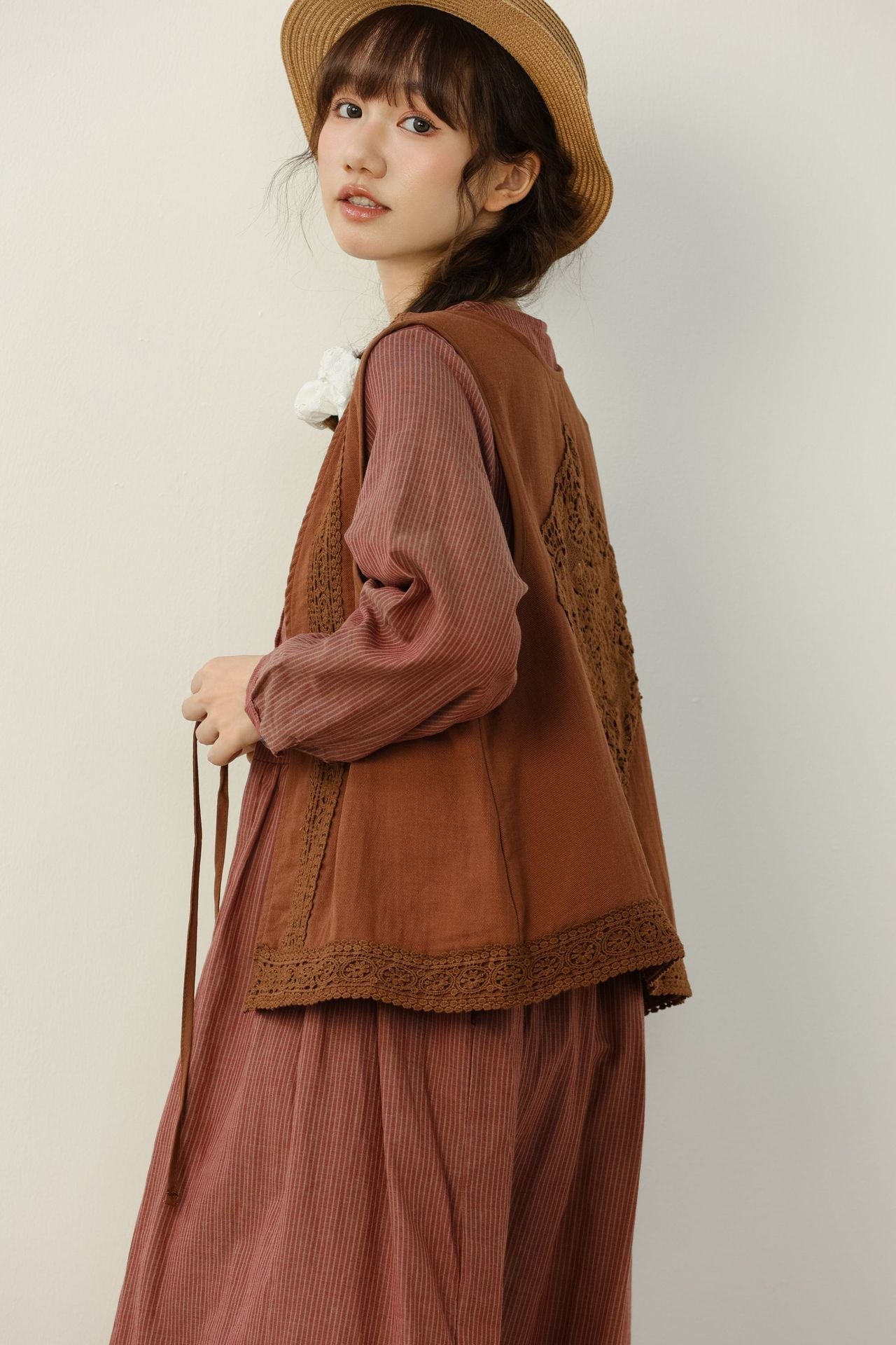 Vintage Embroidery Short Vest