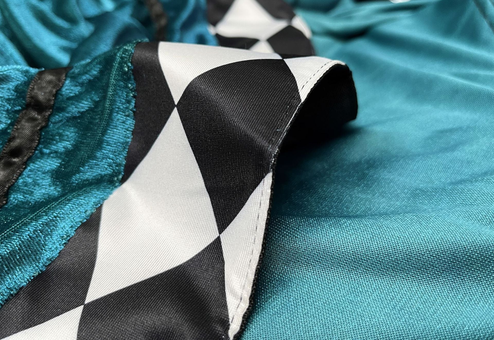 Halloween Circus Alice Mad Hatter Adult Magician Costume