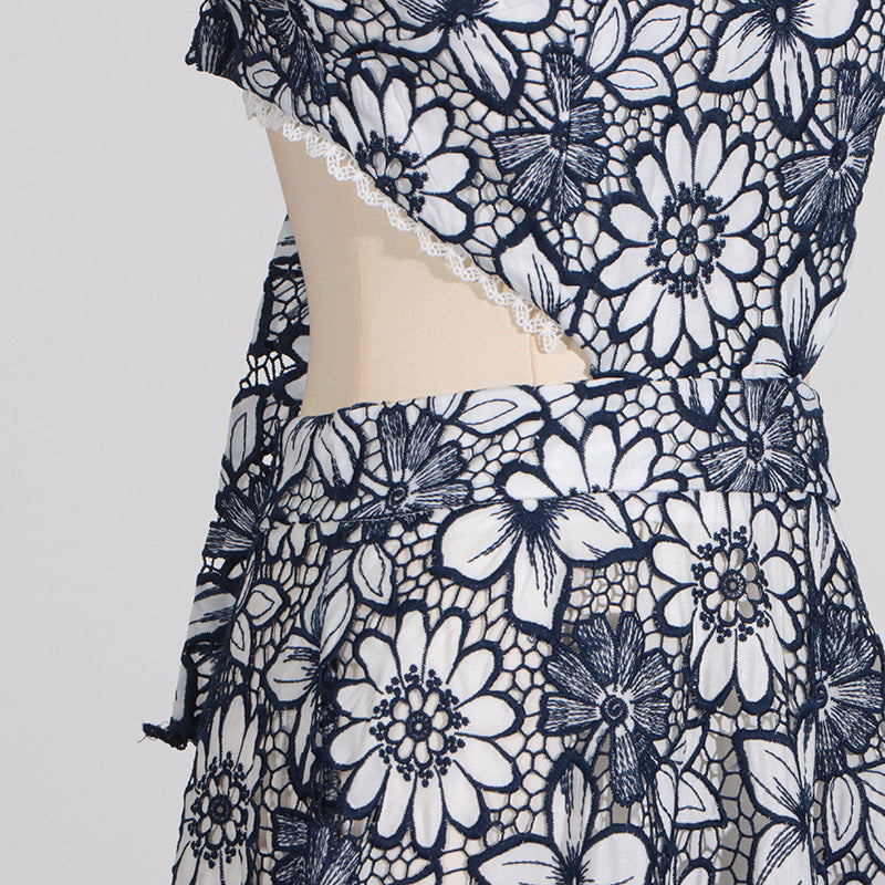 Designed Women's Sexy Vacation Print Dress - Halter Neck, Cutout Waist, Strappy Sundress