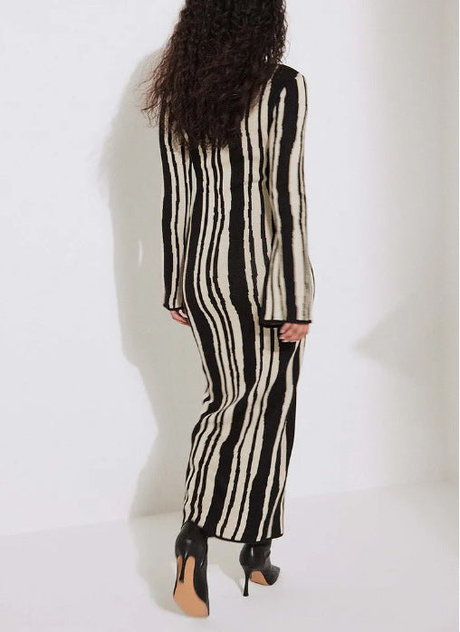 Spring Slim Fit Sweater Dress with Fashionable Print