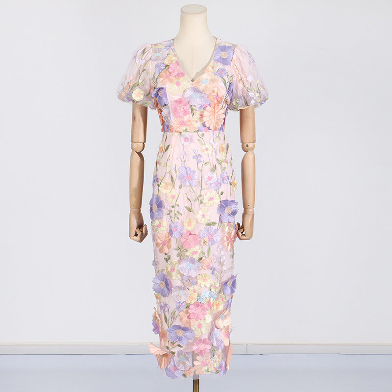 Elegant Long Sleeve Embroidered Maxi Dress – Romantic Bubble Sleeve & Floral Lace Detail