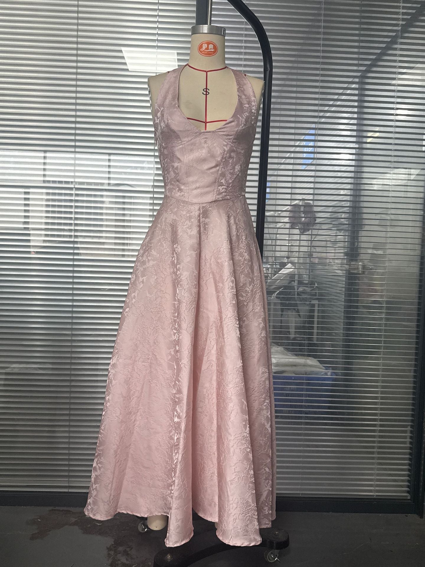 Backless Halter Jacquard Midi Dress