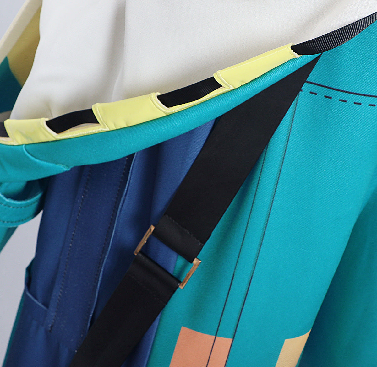 Genshin Impact Kinichi Cosplay Costume – Official Anime Game Character Outfit