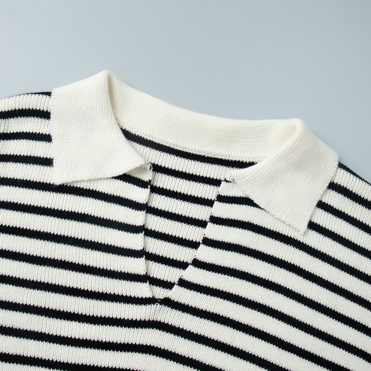 Women's Loose-Fit Black Striped Sweater