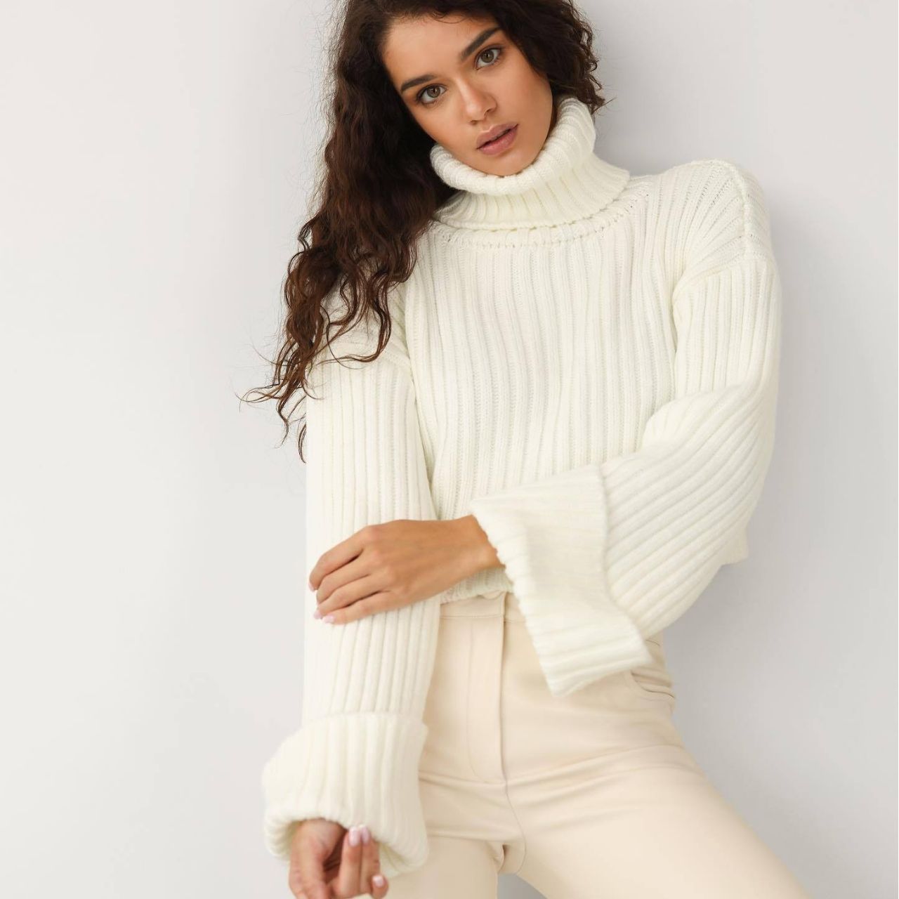 Casual High Neck Trumpet Sleeves Pullover Sweaters