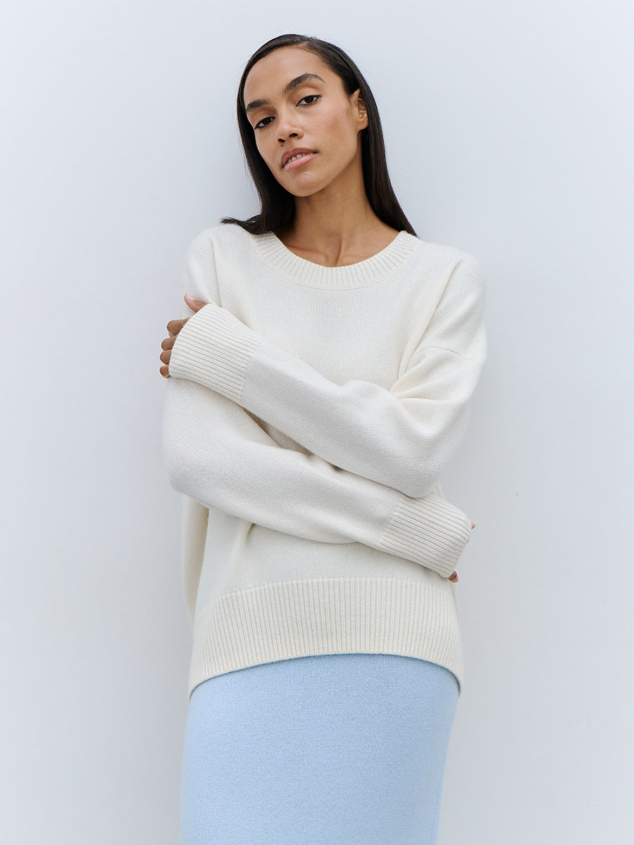 Women's Oversized Round Neck Long Sleeve Sweater