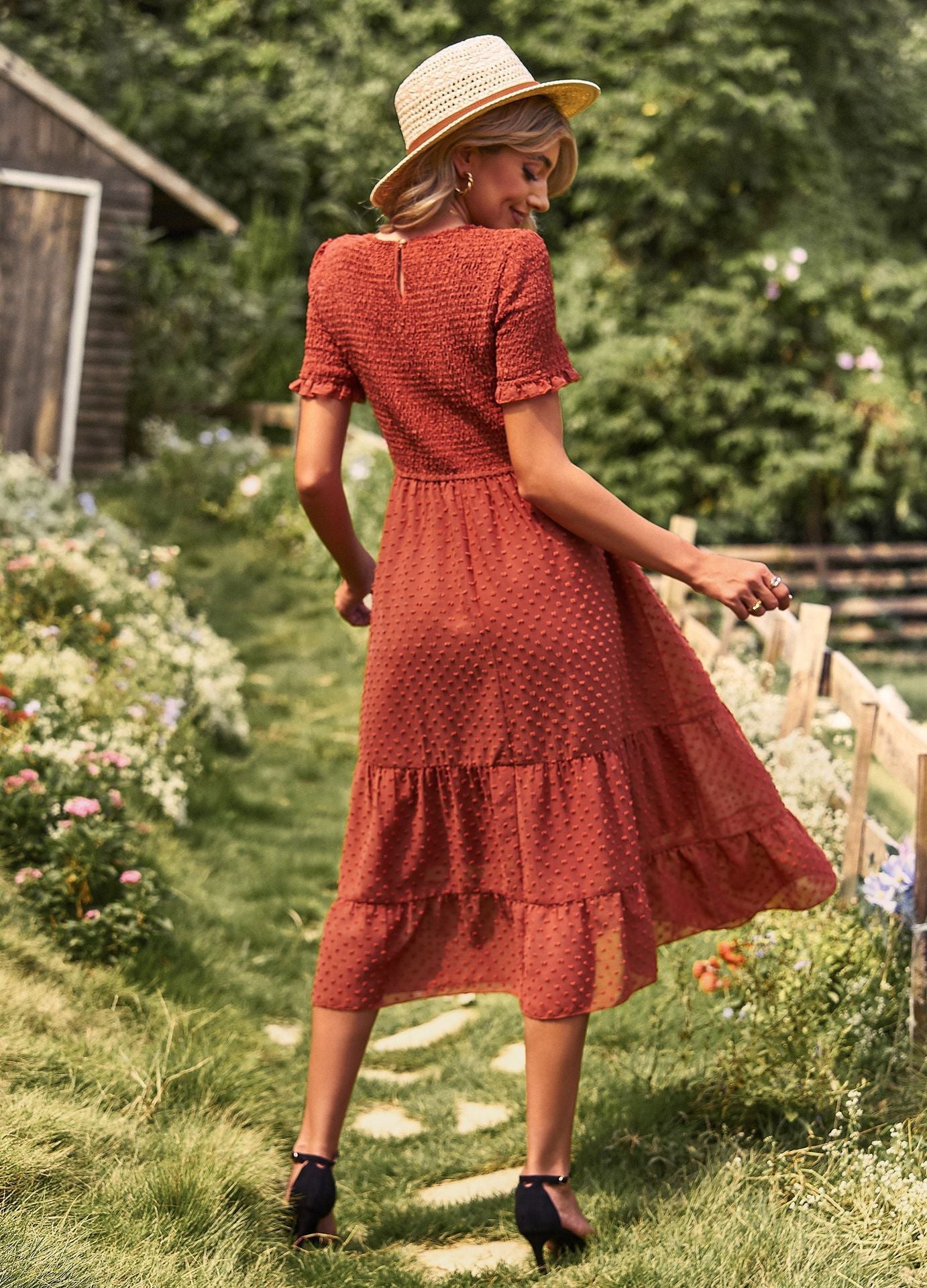 Elegant Short Sleeves Midi Dresses