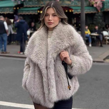 Women's Cropped Faux Fur Jacket - Short Winter Coat