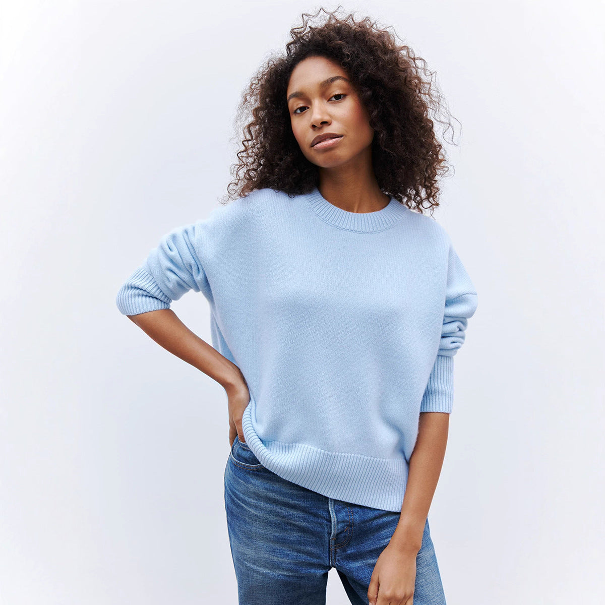 Women's Oversized Round Neck Long Sleeve Sweater
