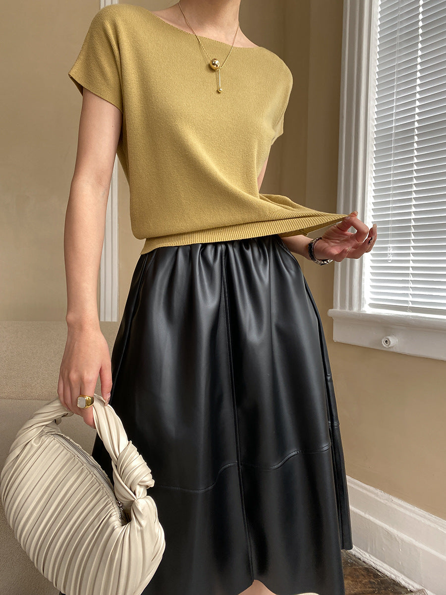 Women's Minimalist Short Sleeve Knit Top