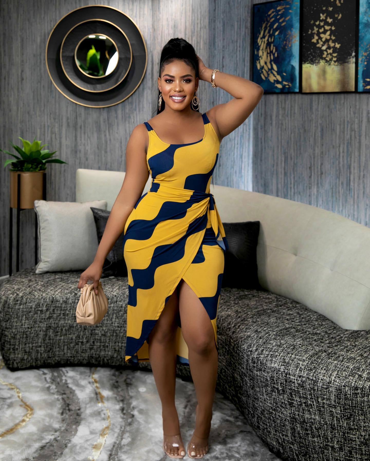 Sexy & Stylish High-Slit Print Dress – Women’s Fashion Dress with Side Slit