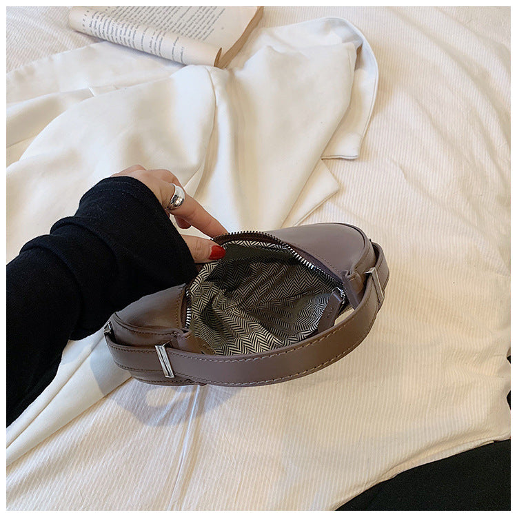 Fashion Moon Shaped Women Handbags