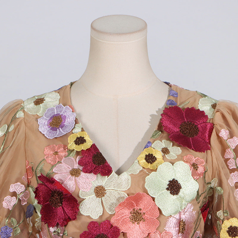 Elegant Long Sleeve Embroidered Maxi Dress – Romantic Bubble Sleeve & Floral Lace Detail