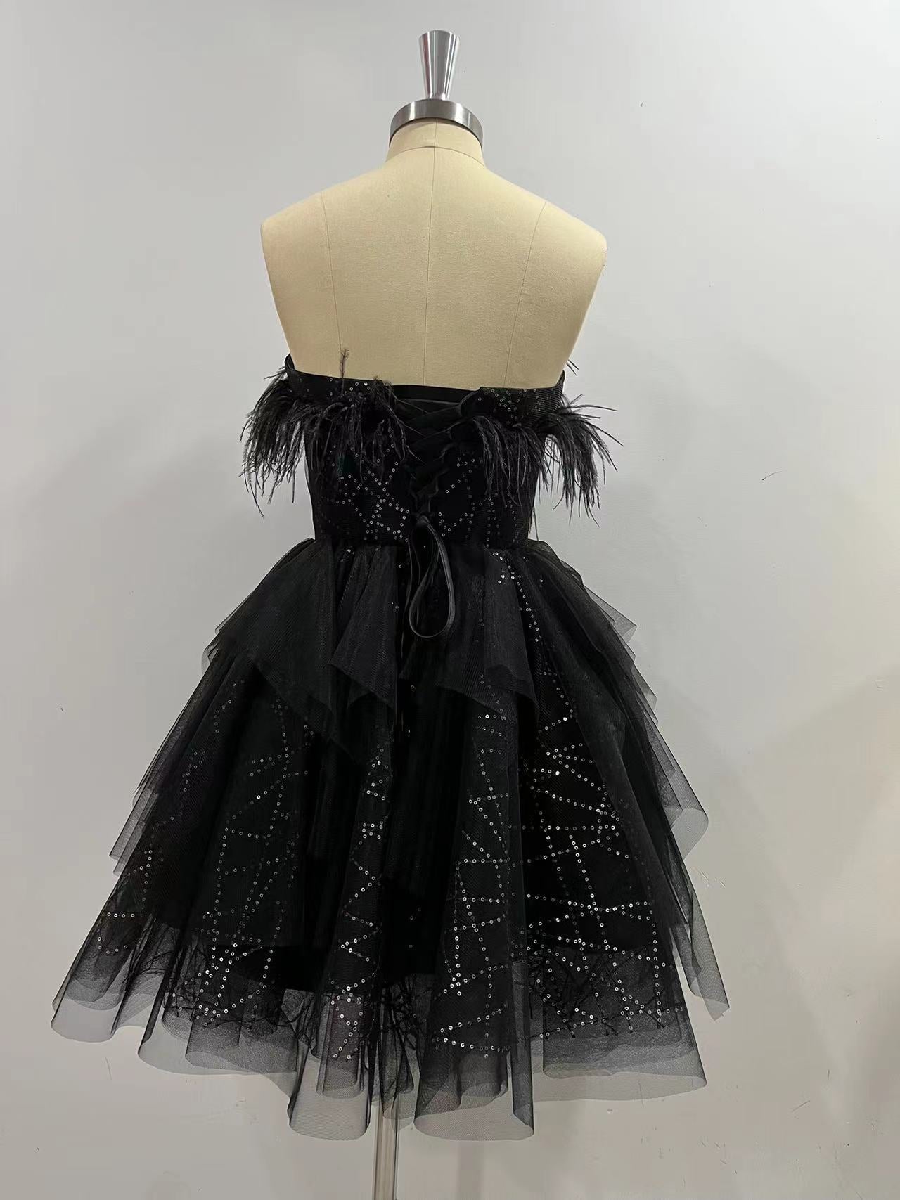 Sexy Strapless Little Black Dresses