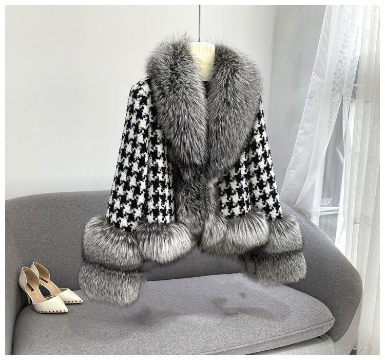 Women‘s Short Houndstooth Eco-friendly Fur Jacket