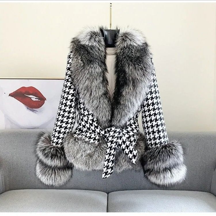 Women‘s Short Houndstooth Eco-friendly Fur Jacket