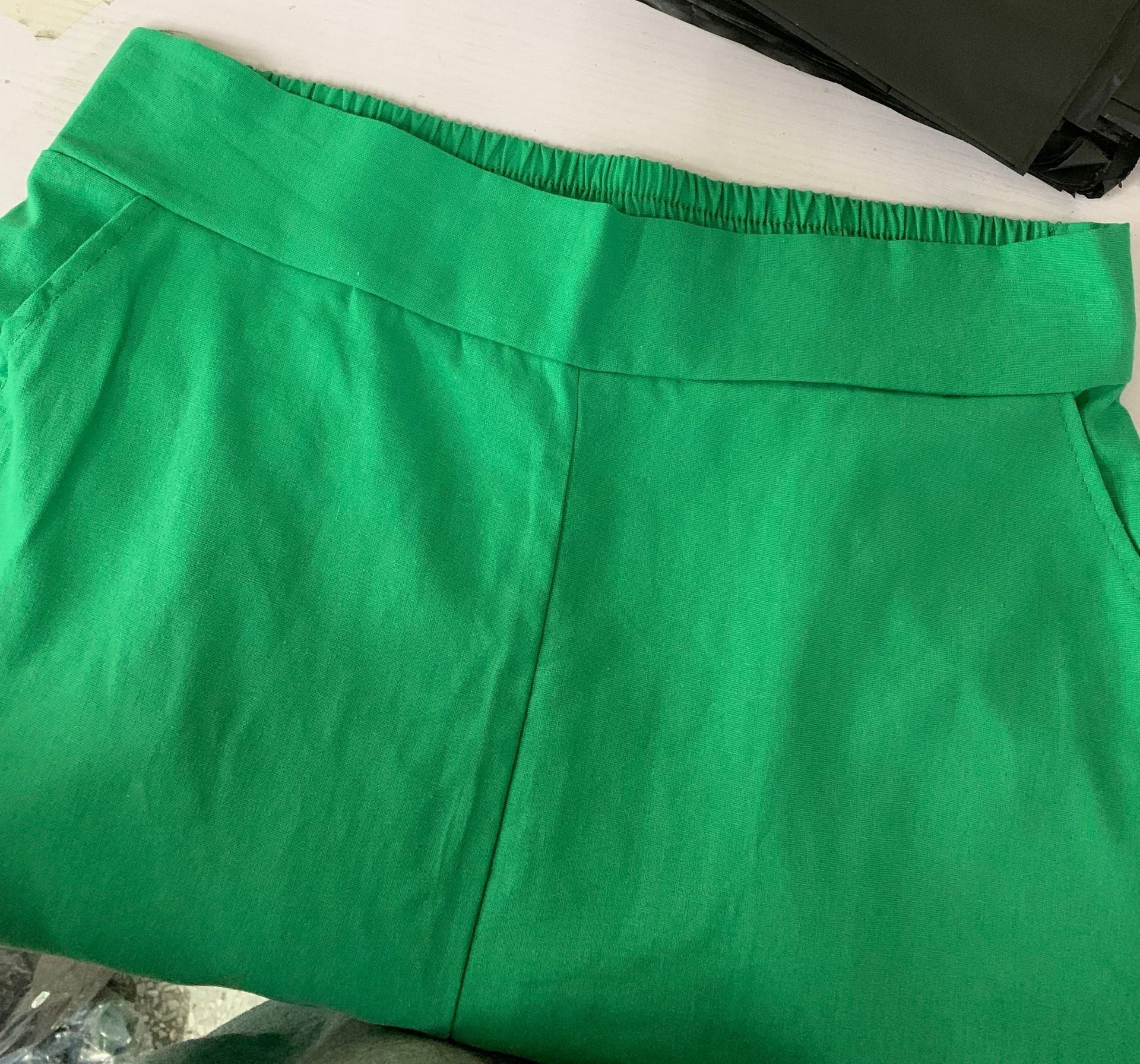 Women's Summer Sleeveless Pleated Vest & Wide-Leg Cropped Pants Casual Set