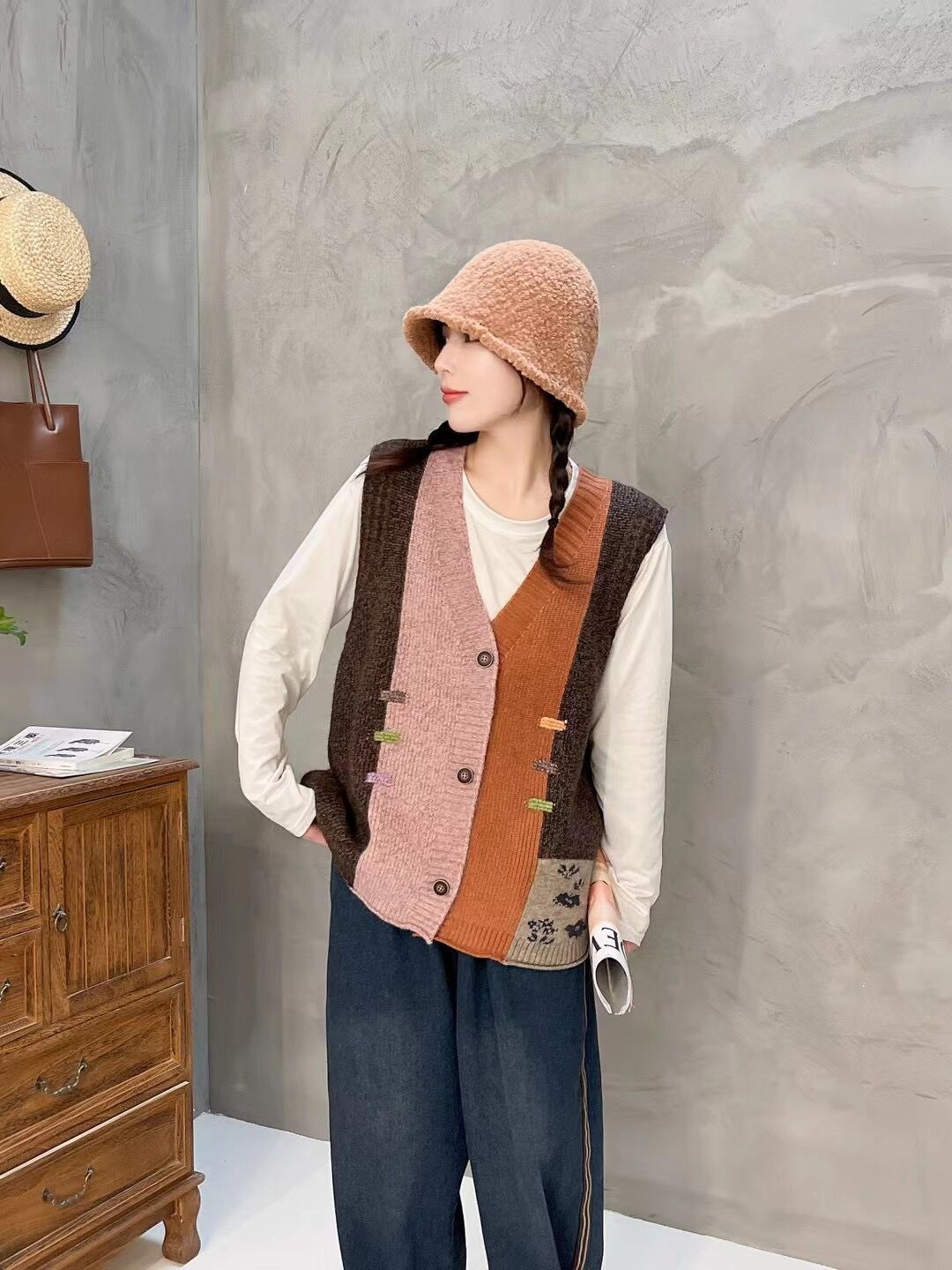 Designed Vintage V Neck Wool Knitted Vest Tops