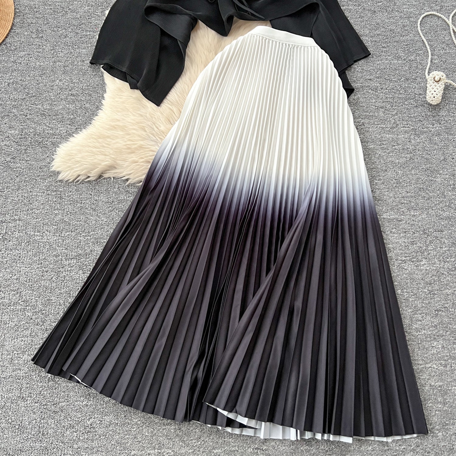 Women's Gradient Color Set - Loose Tie-Waist Pleated Top + High-Waisted Pleated Skirt