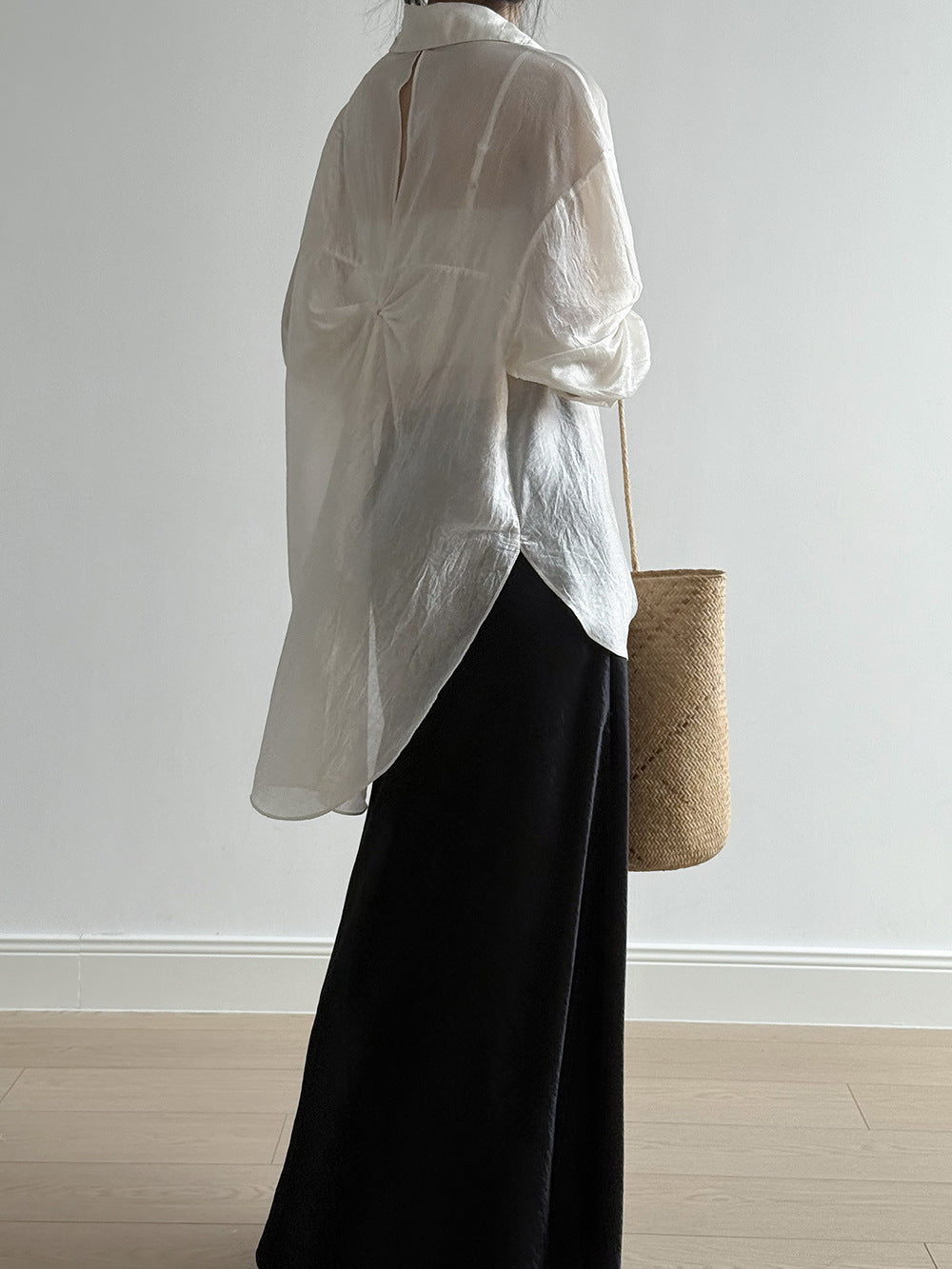 Women's Backless Knotted Shirt – Summer Loose Fit Long Sleeve Sun Protection Blouse-White-M-Free Shipping Leatheretro