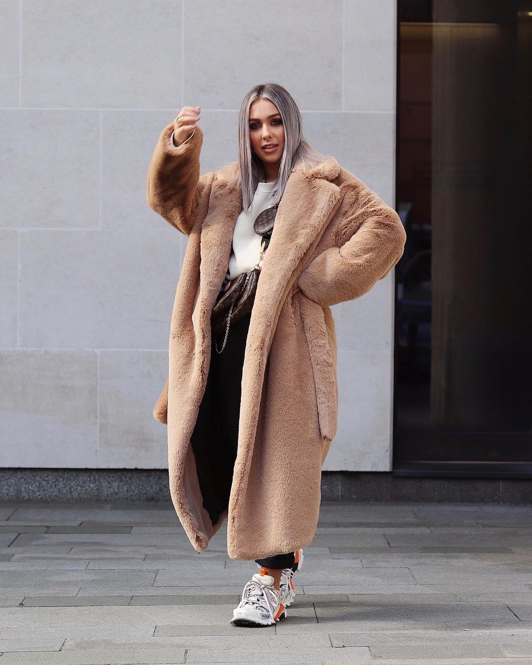 Long Plush Rabbit Hair & Mink Fur-Like Coat