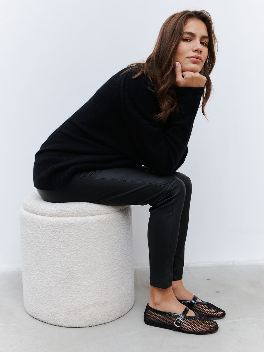 Women's Oversized Round Neck Long Sleeve Sweater