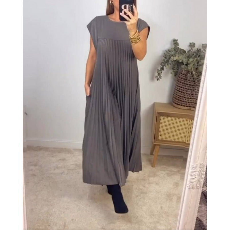 Elegant & Fashionable Round Neck Sleeveless Long Pleated Dress