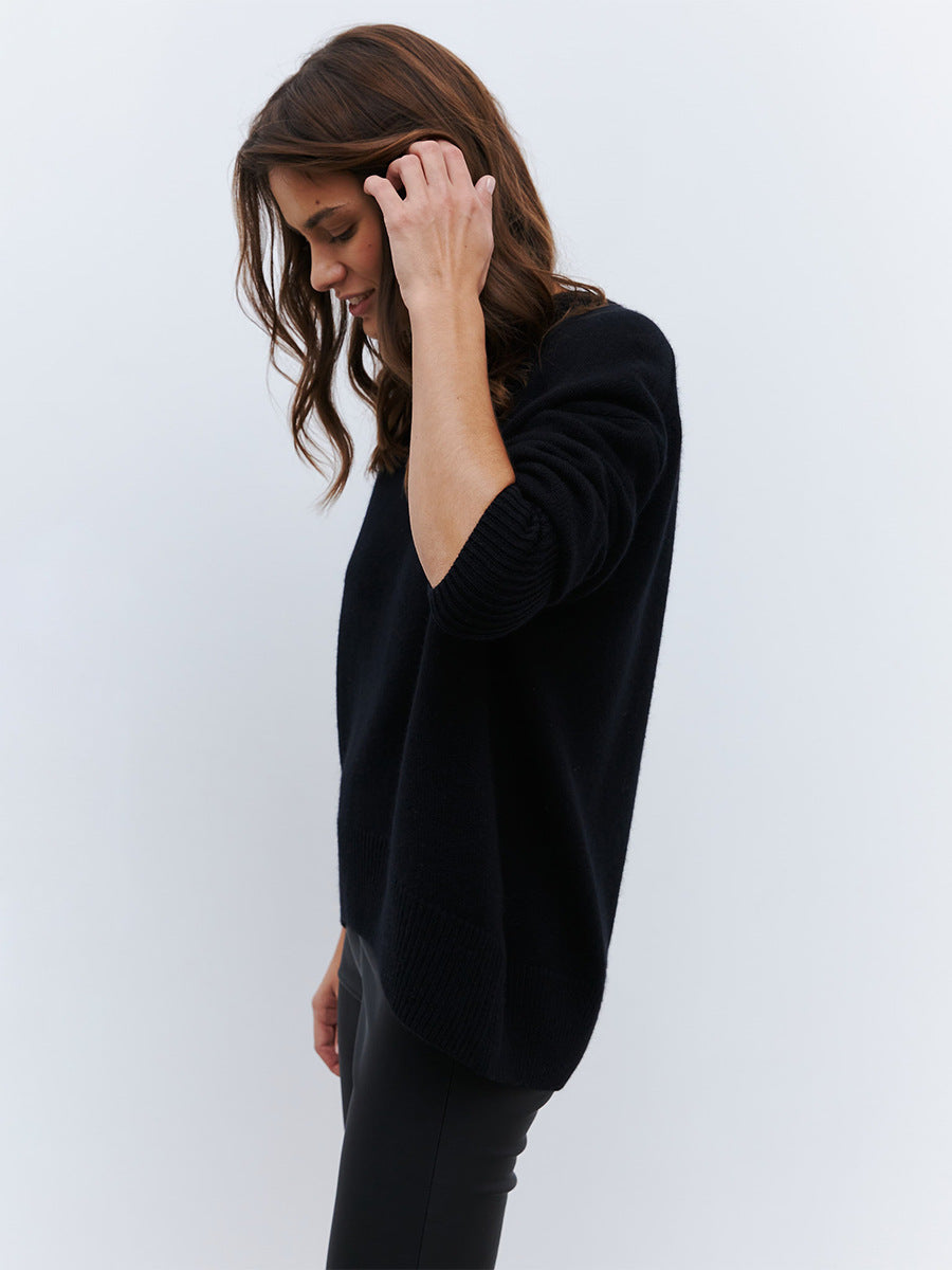 Women's Oversized Round Neck Long Sleeve Sweater