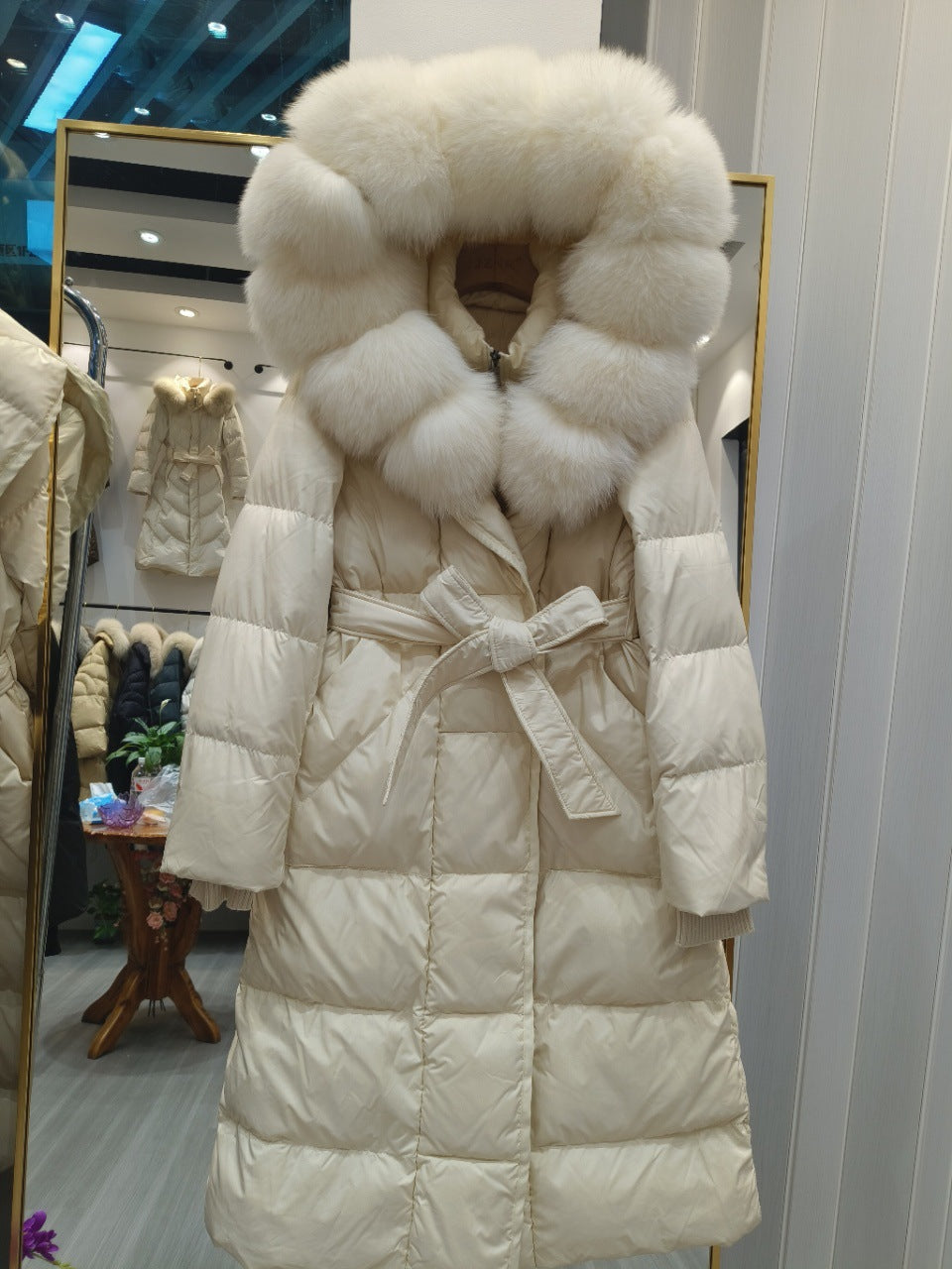 Women's Eco-Friendly Fox Fur Hood Down Coa