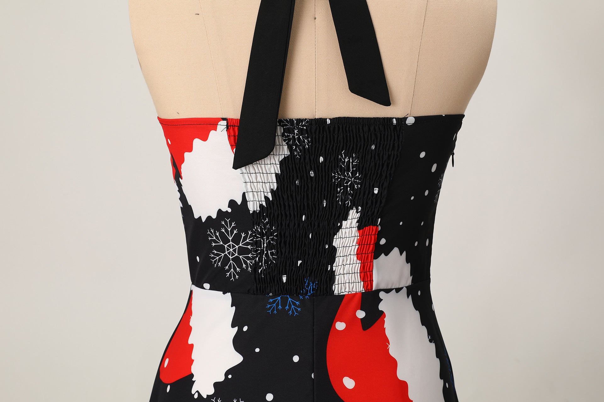 Elegant Audrey Hepburn-Inspired Vintage Dress