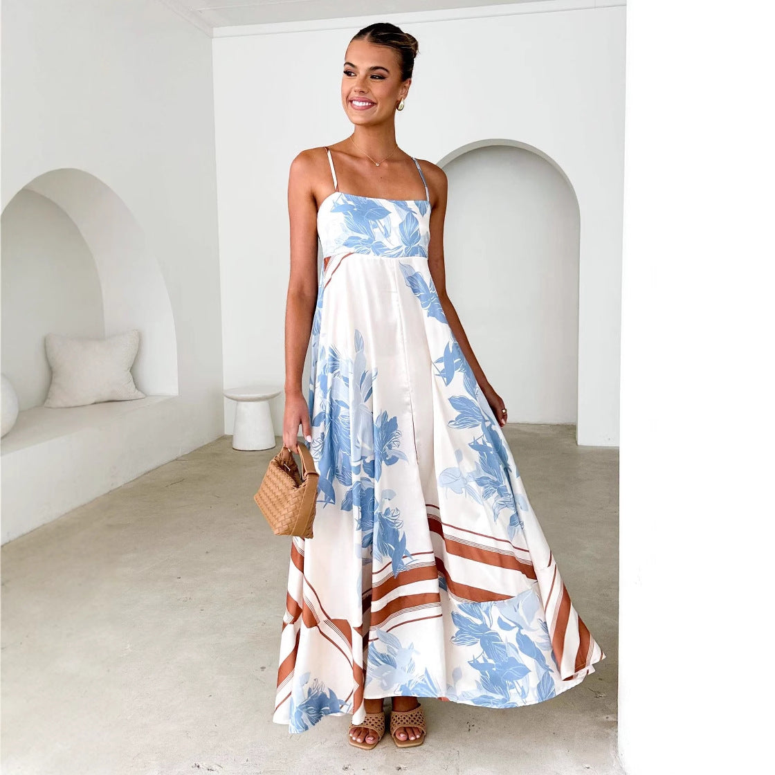 Women's Summer Fashion Print Backless Halter High-Waisted Flowy Dress