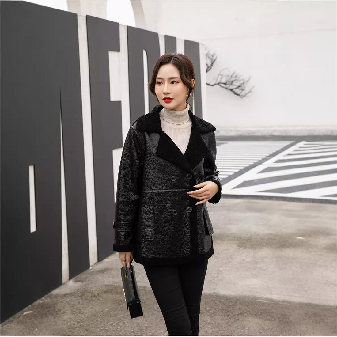 Women's Winter Faux Fur-Trimmed  Plus Sizes Leather Jacket