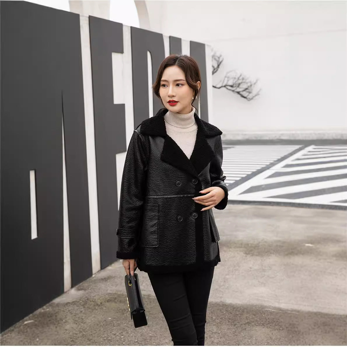 Women's Winter Faux Fur-Trimmed  Plus Sizes Leather Jacket