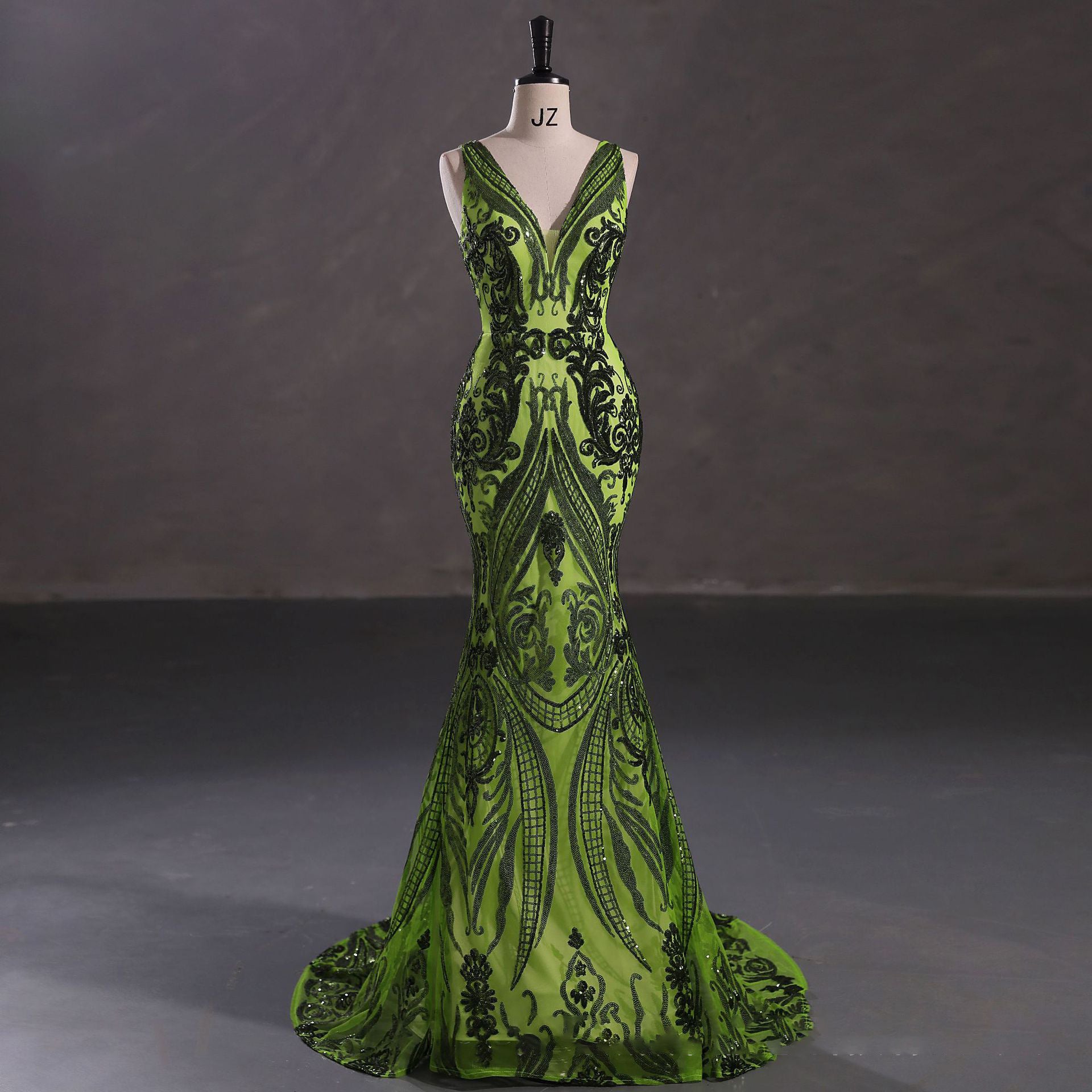 Sexy V Neck Sequined Sleeveless Evening Dresses