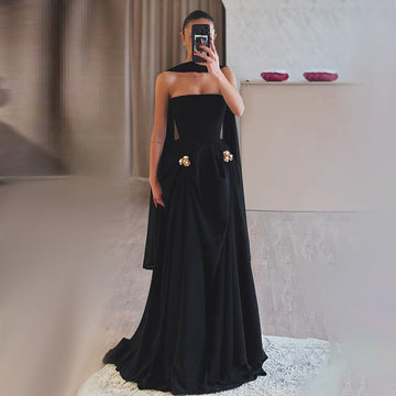 Designed Elegant Strapless Black Evening Dresses