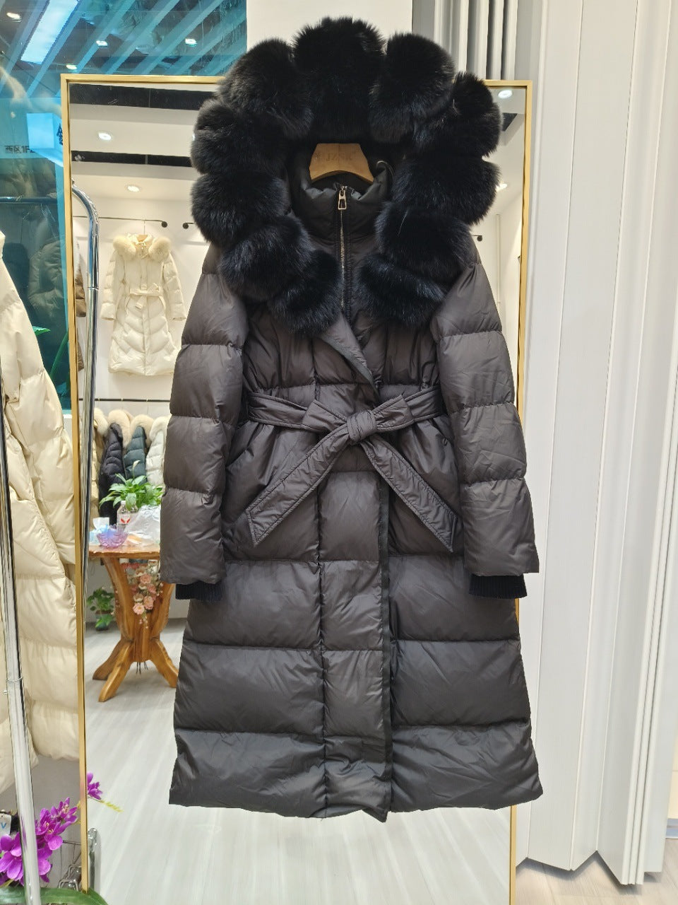 Women's Eco-Friendly Fox Fur Hood Down Coa