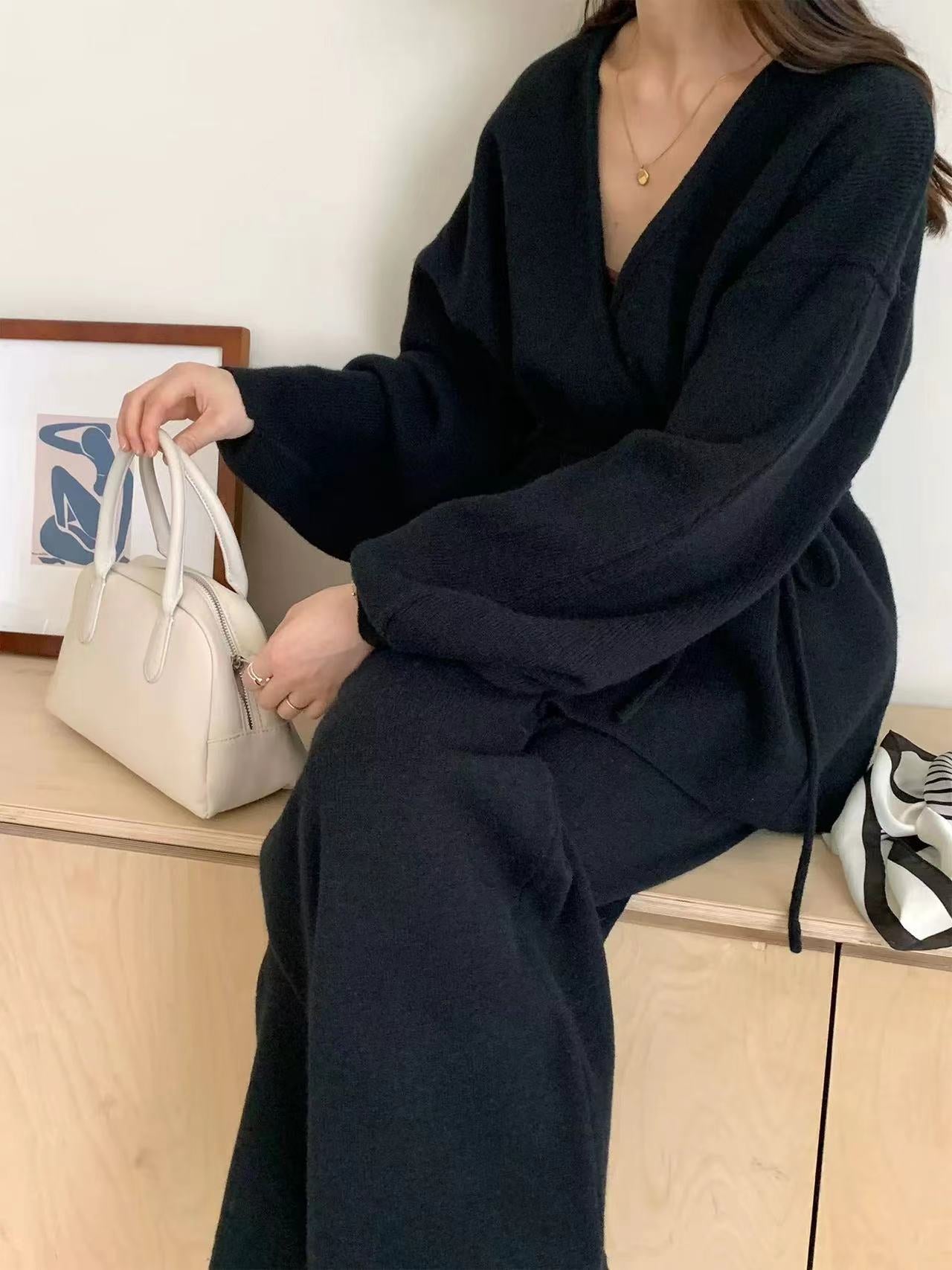 Elegant Fall Two-Piece Set: Knit Sweater & Casual Pants