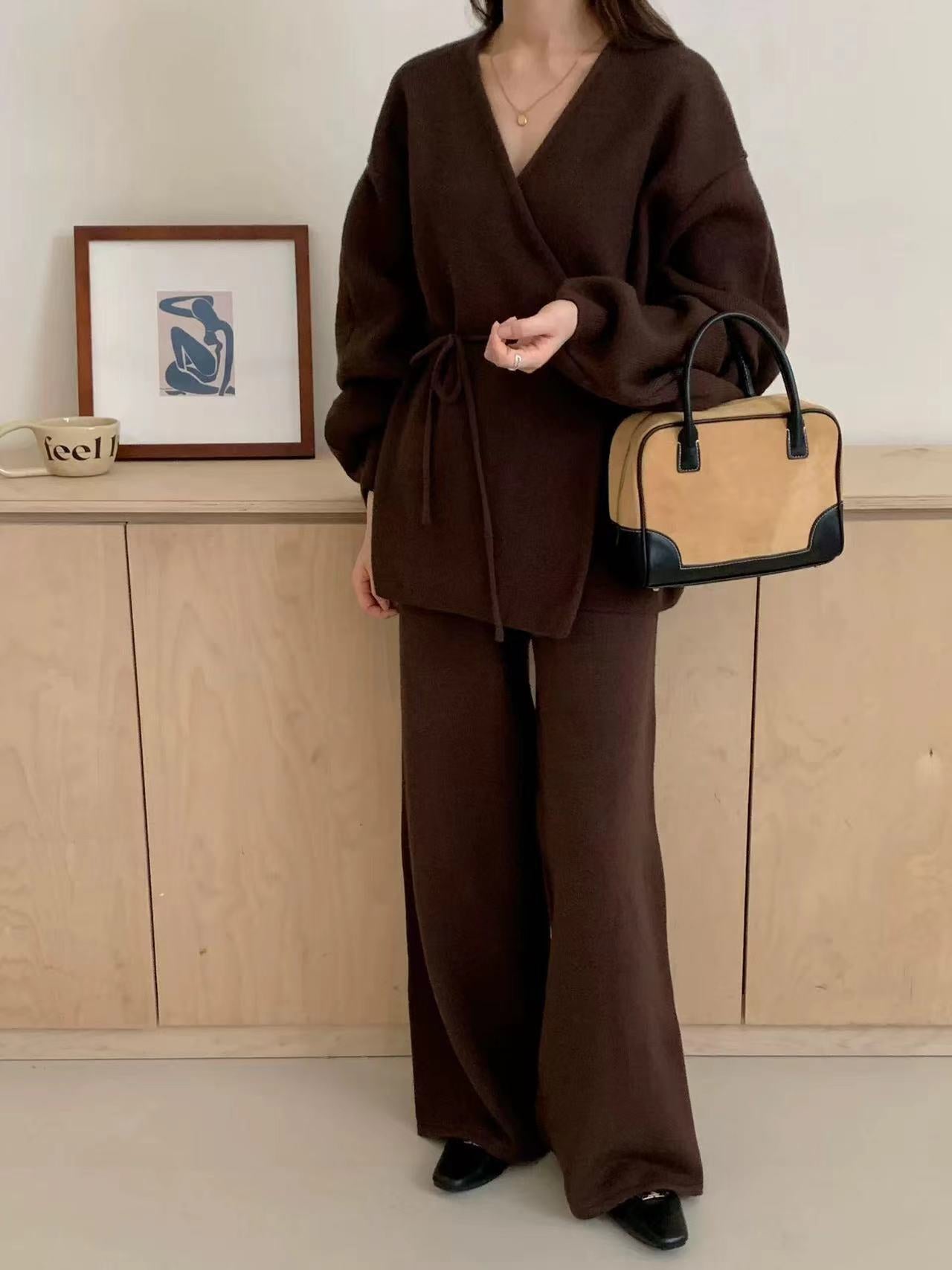 Elegant Fall Two-Piece Set: Knit Sweater & Casual Pants