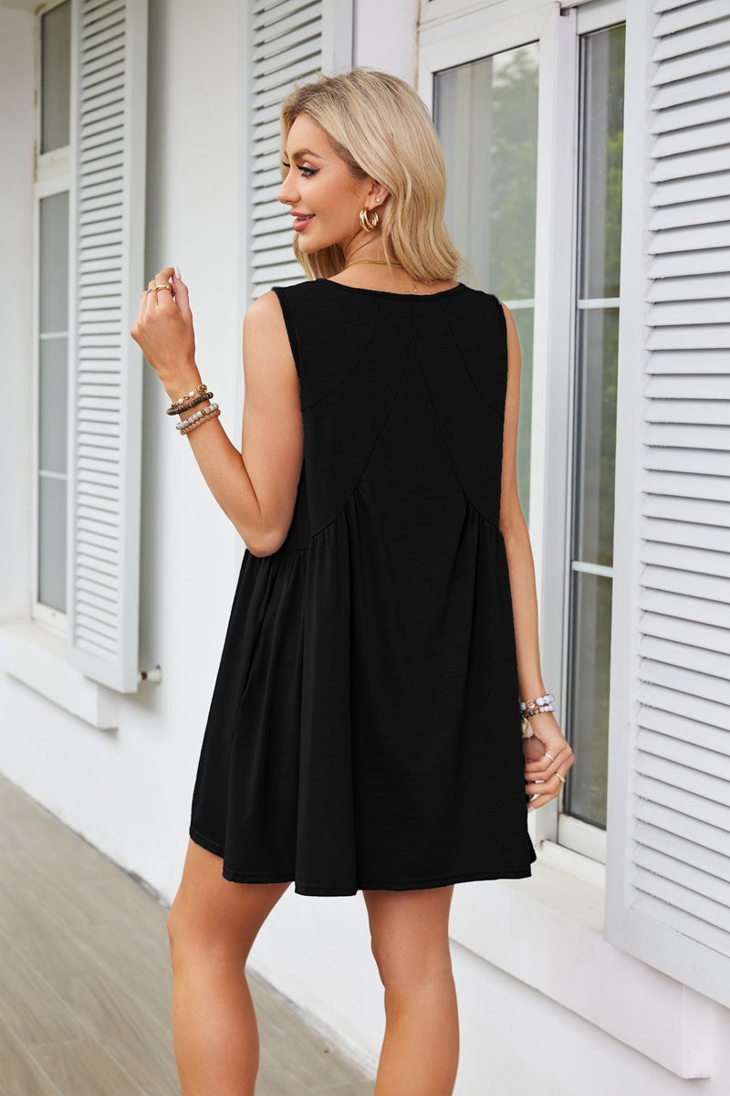 V-Neck Sleeveless Pleated Vest Pocket Dress
