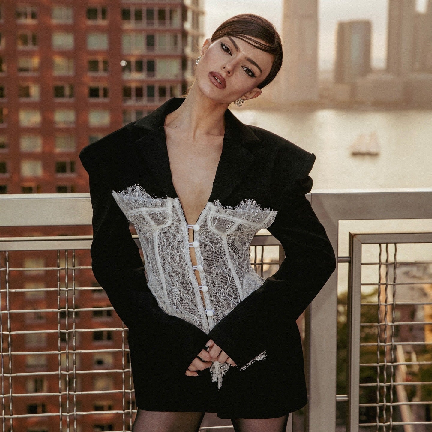 Designed Lace Panel Slim-Fit Blazer for Women – Sexy & Stylish Tailored Waist Jacket